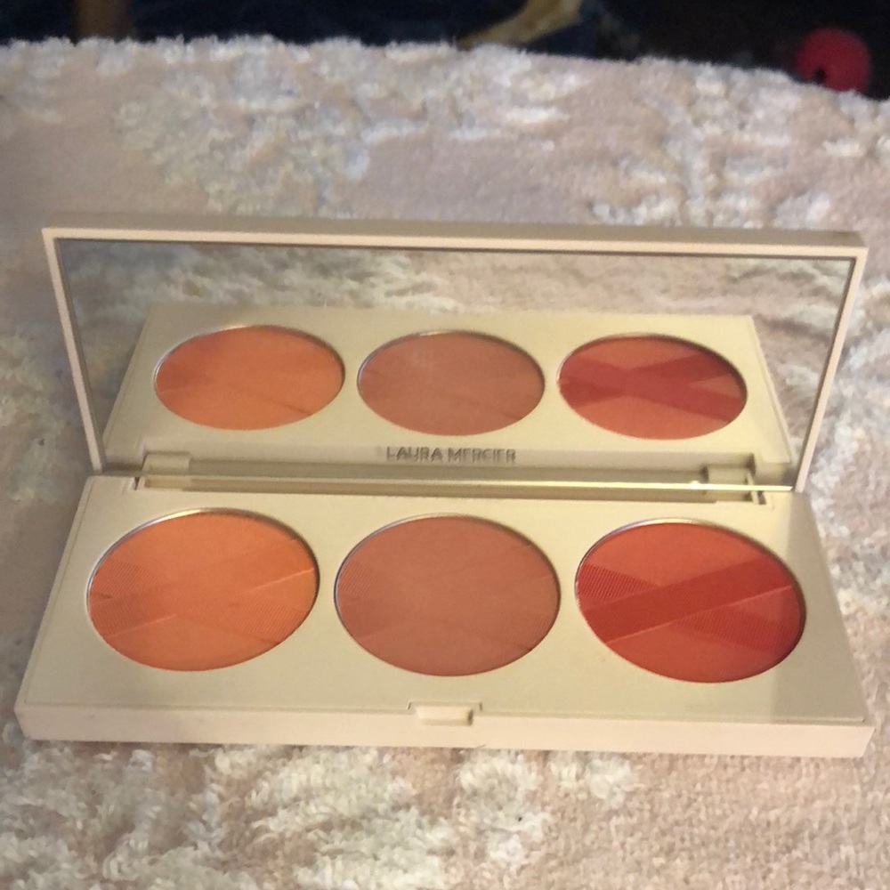 Laura Mercier Blush Palette - Vibrant Orange Shades